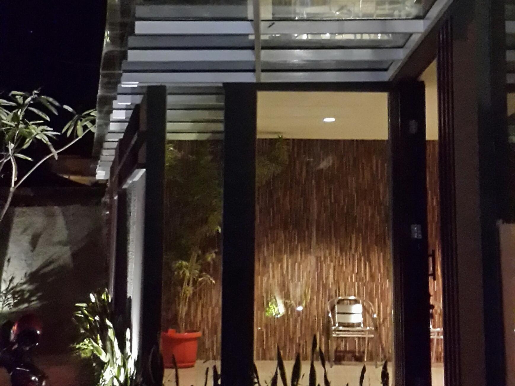 努沙杜瓦 白色岩石旅馆酒店 外观 照片